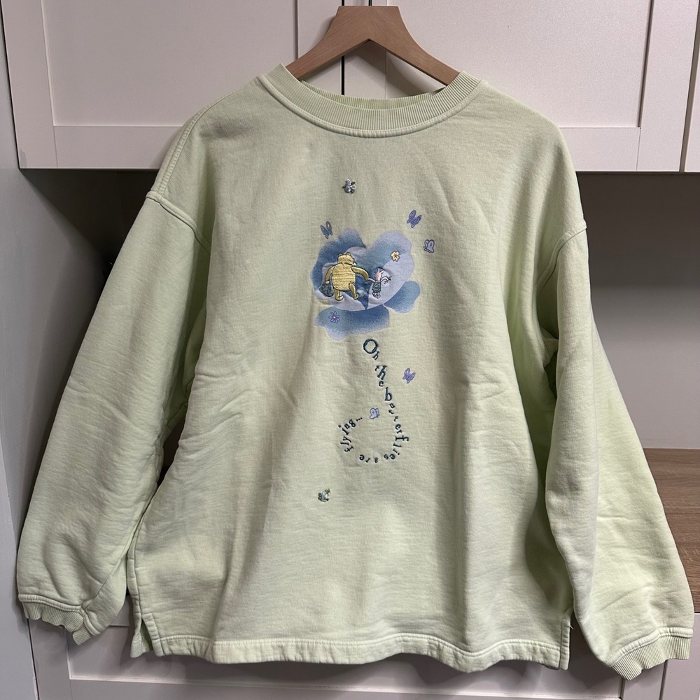 VTG 90s Disney Store Sweatshirt Womens M Winnie The Pooh Piglet Embroidered Cute